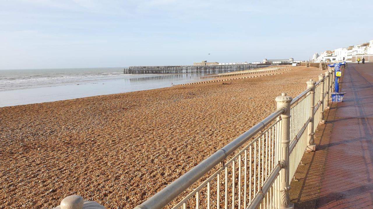 Lodge, Sleeps 4, With Sea & Countryside Views Ore